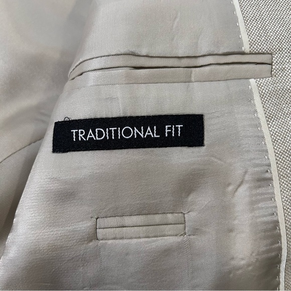 Jos. A. Bank Signature Collection Tan Sportcoat - Picture 4 of 12